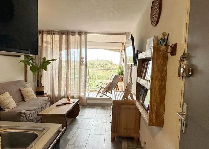 Appartement Belle Vue Mer, 90 M, Parking, Loggia, Wifi.