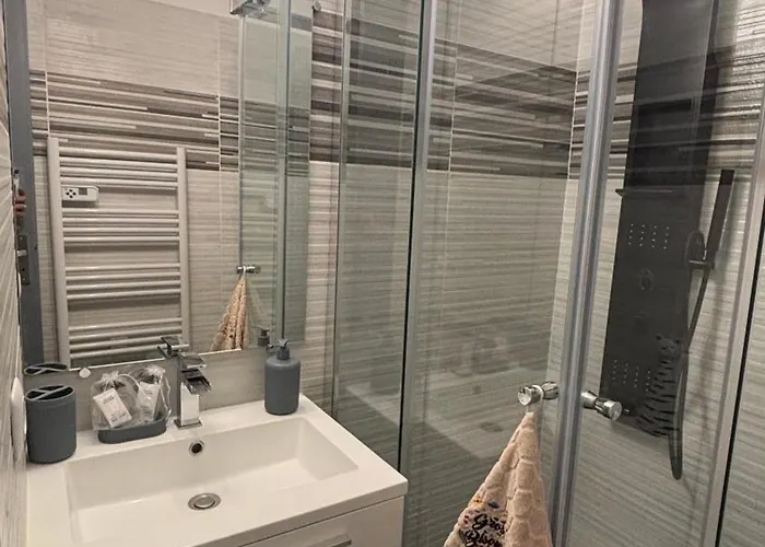 Belle Vue Mer, 90 M, Parking, Loggia, Wifi. Appartement *