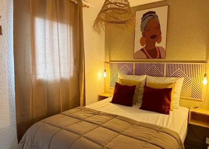 Belle Vue Mer, 90 M, Parking, Loggia, Wifi. Agde